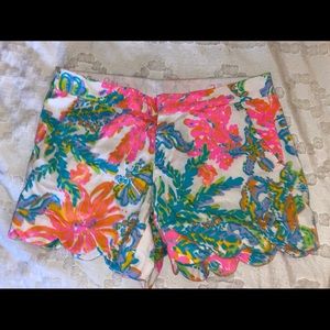 Lilly Pulitzer Scallop Shorts - Size 2